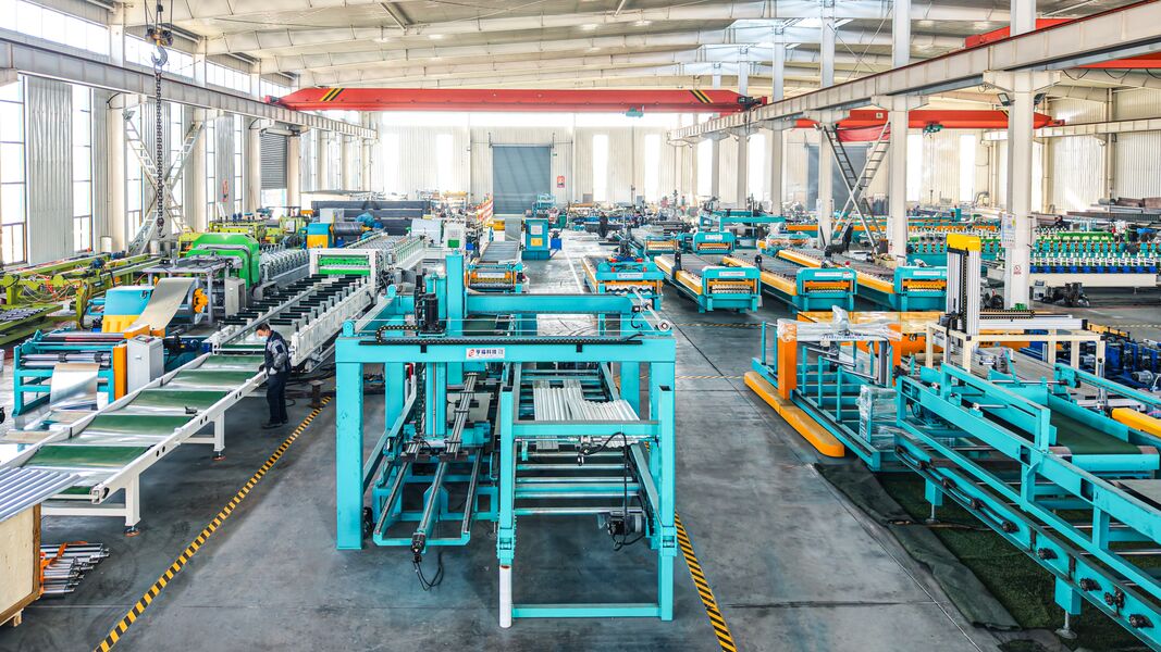 Dongguang Hengfu Roll Forming Machine Co., Ltd. Hersteller-Produktionslinie