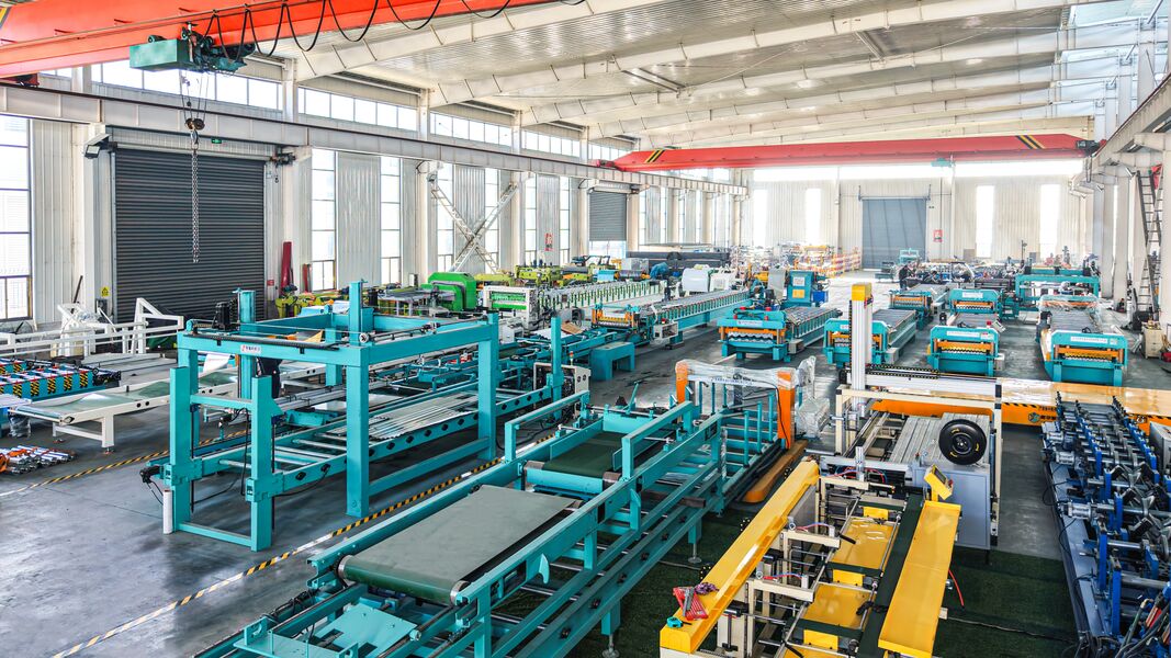 Dongguang Hengfu Roll Forming Machine Co., Ltd. Hersteller-Produktionslinie